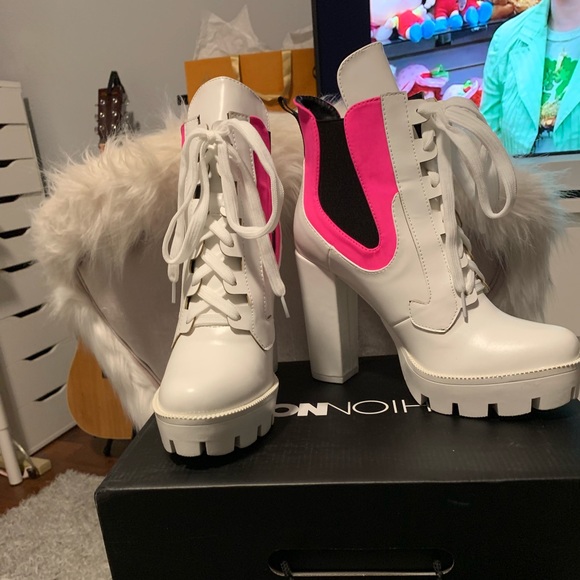 White Booties - Picture 4 of 4